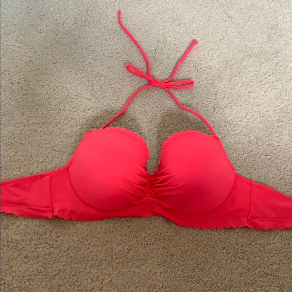 NWOT Victoria’s Secret swimsuit top